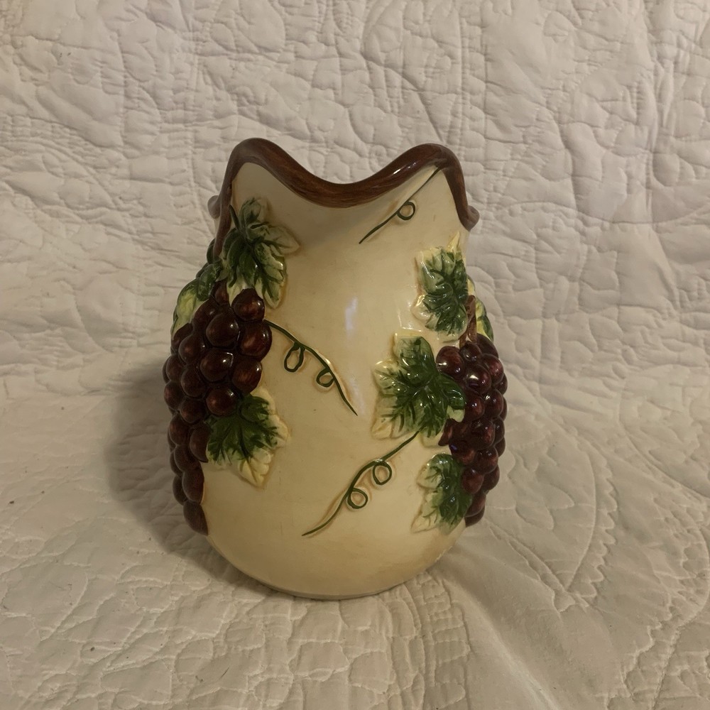 Arc Hand Painted Collection - Grapevine Design - Pitcher - Pre-Owned