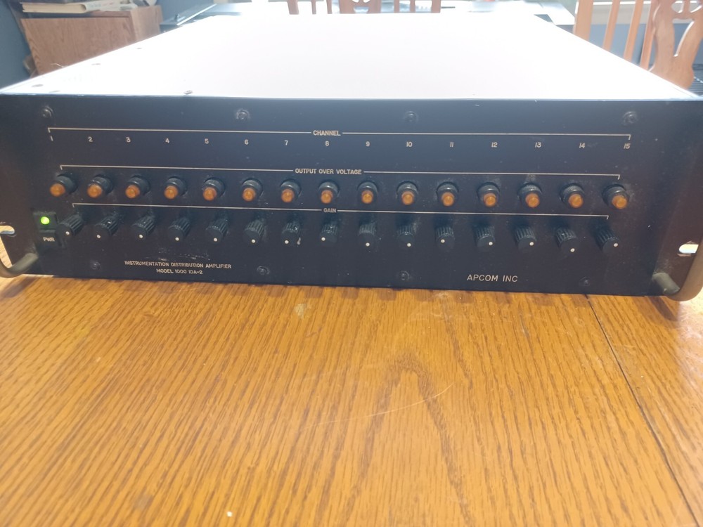 APCOM Applied Comm's Sys Instrumentation Distribution Amplifier Mdl 1000 IDA-2