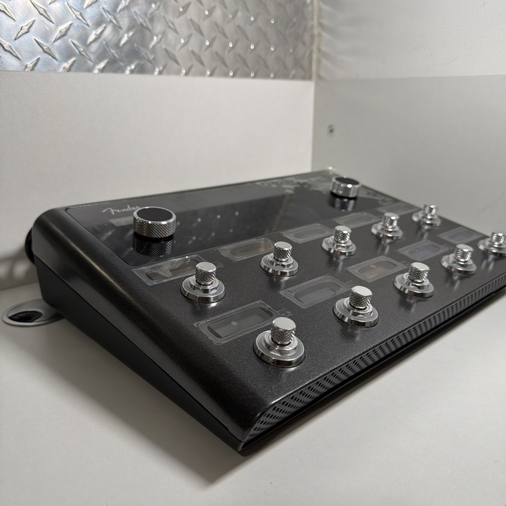 Fender Tone Master Pro Multi-Effects Guitar Workstation - Black
