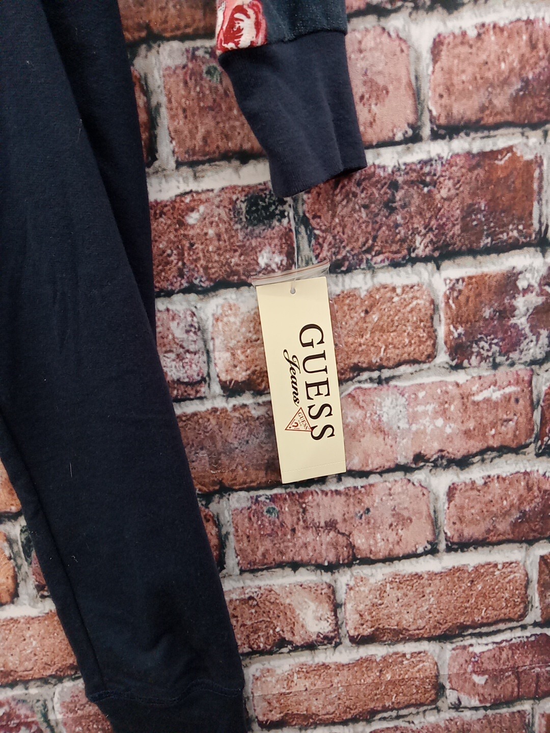 Guess Girls 2 Pc Set Size 8 New with Tags Free Shipping