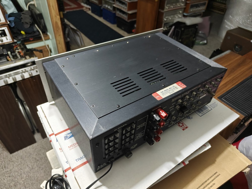 SAE MK 1B PREAMPLIFIER (SCIENTIFIC AUDIO ELEGTRONICS )