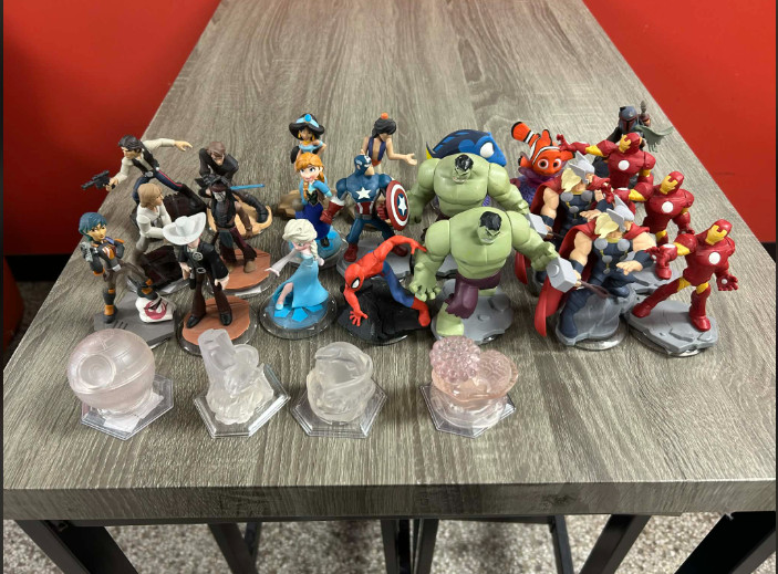 Disney Infinity Figures Lot