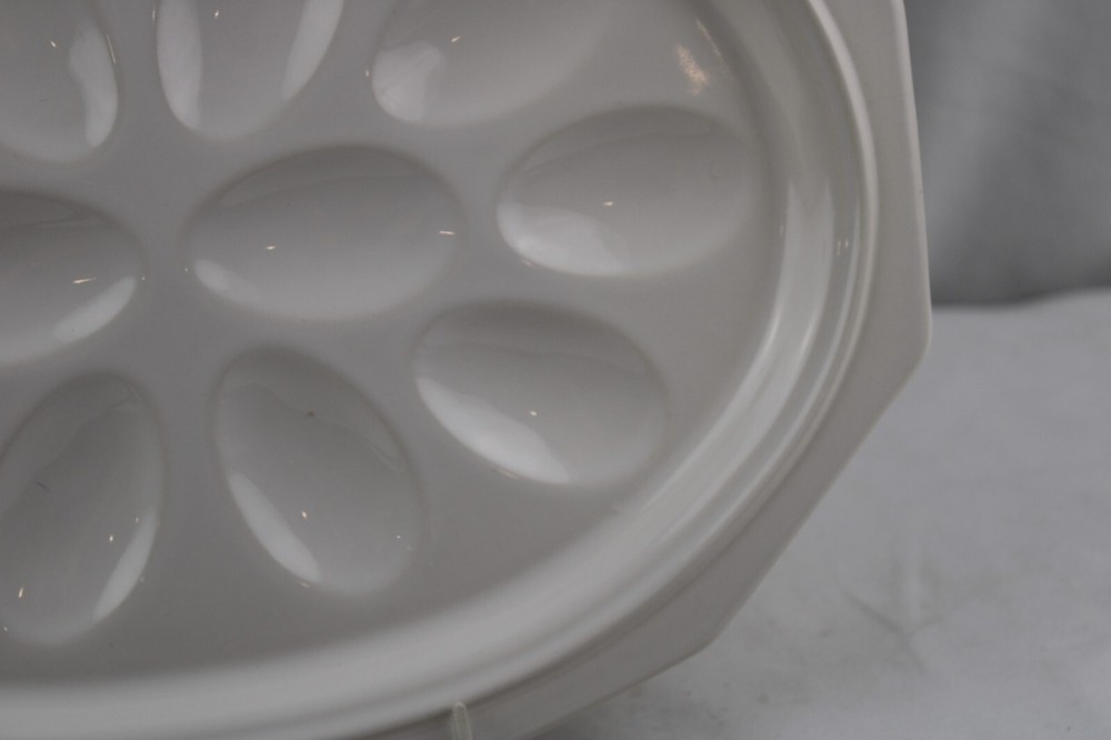 Pfaltzgraff Heritage White Deviled Egg Tray