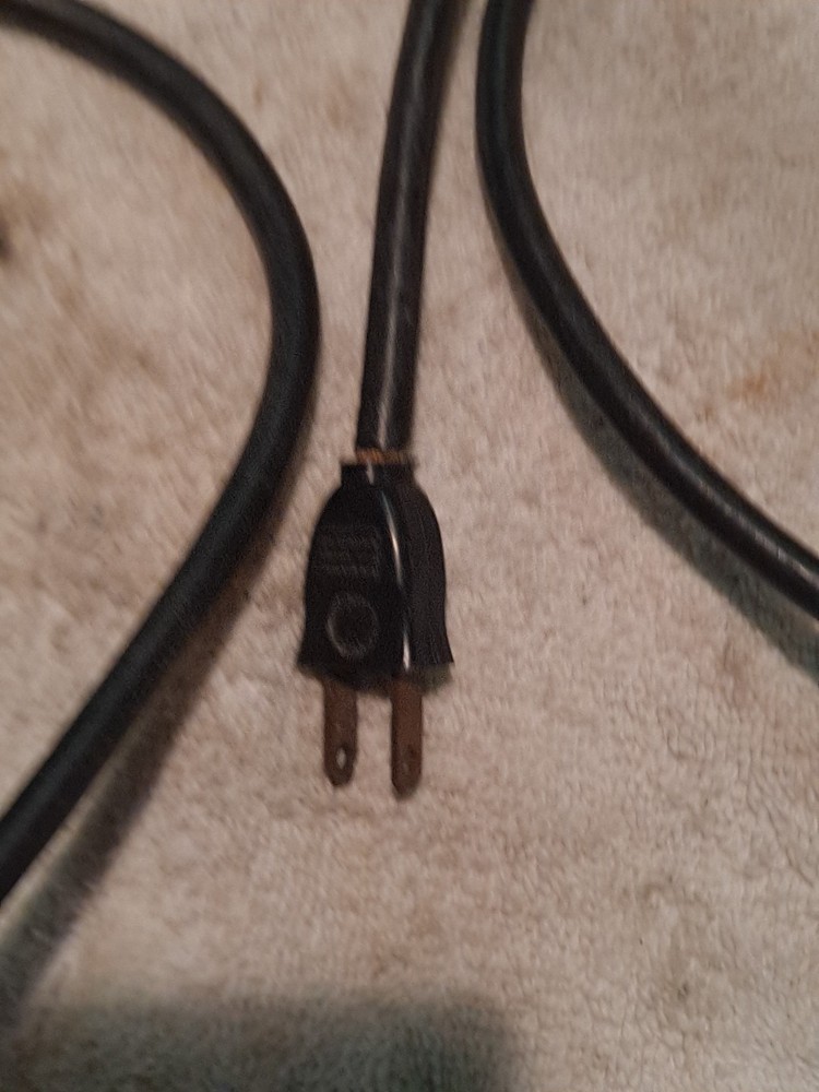 Dremel Electric Sander / Polisher Model B, Working