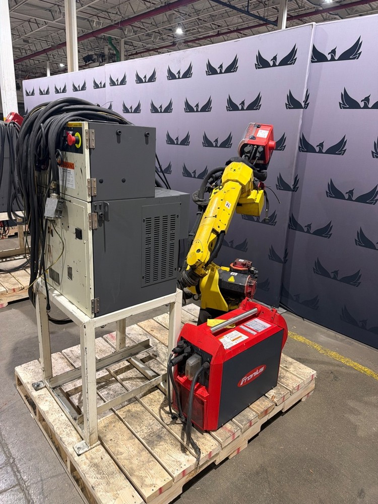 FANUC ArcMate 120iC Robot Complete w/ R‑30iB Controller & Fronius Welding System