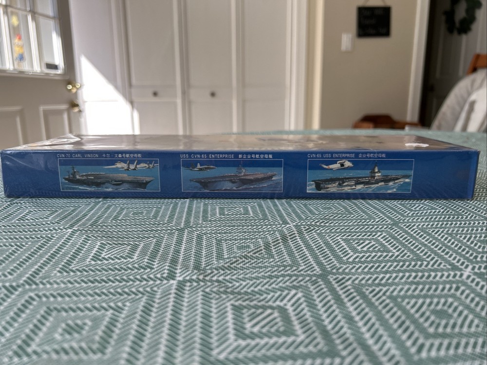 LEE Model Kits Dwight D. Eisenhower CVN-69