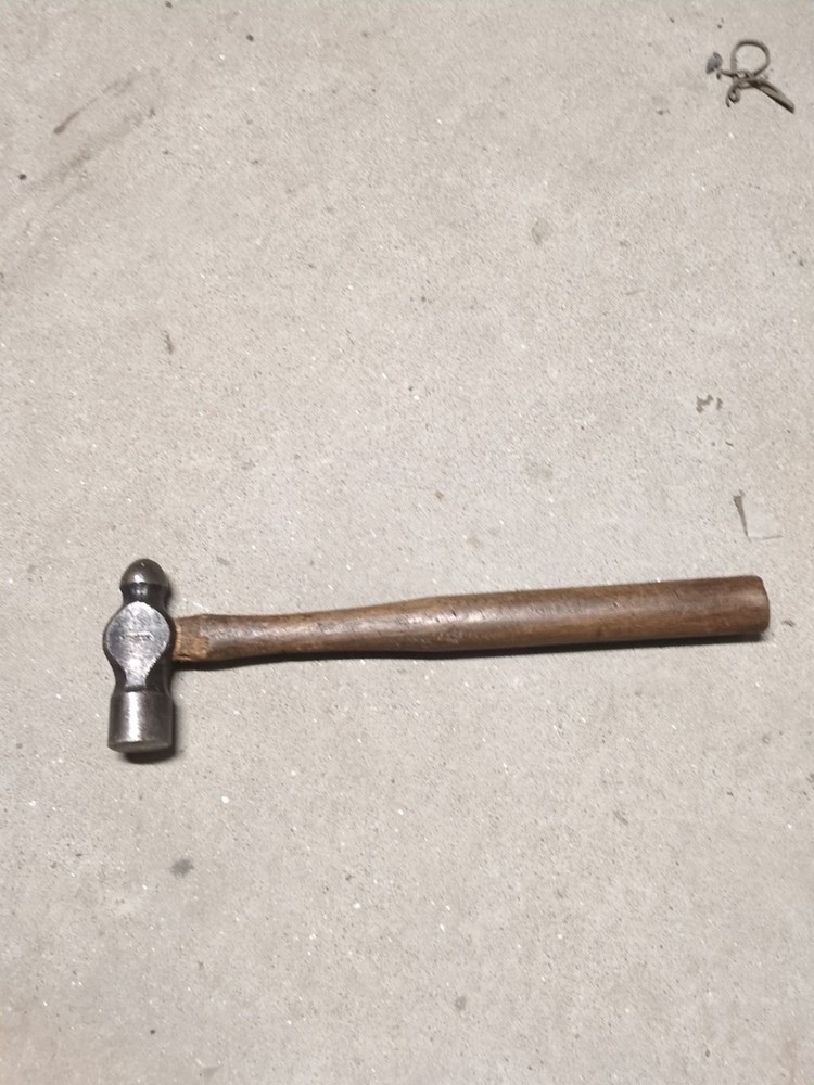 PLUMB BALL PEEN Hammer 24 Oz.