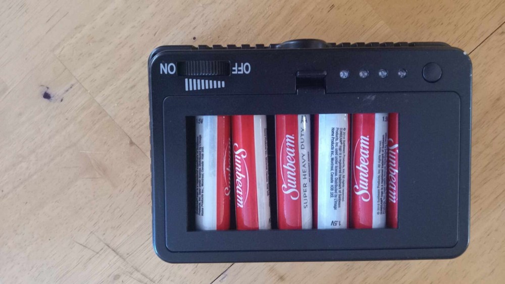 LED Mountable Light for Camera / Video Camera - Excellant Christmas Gift!