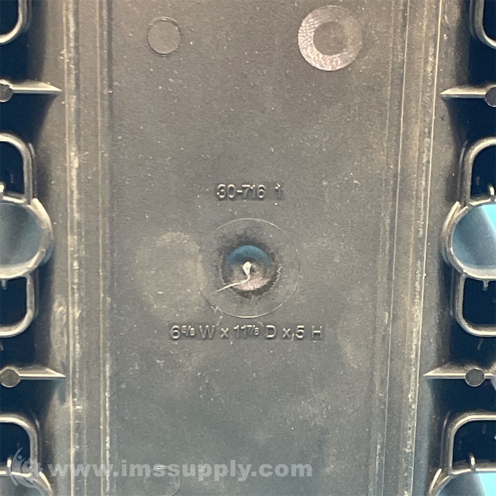 Akro Mils 30-716 1 Black Plastic Stacking Shelf Bin USIP