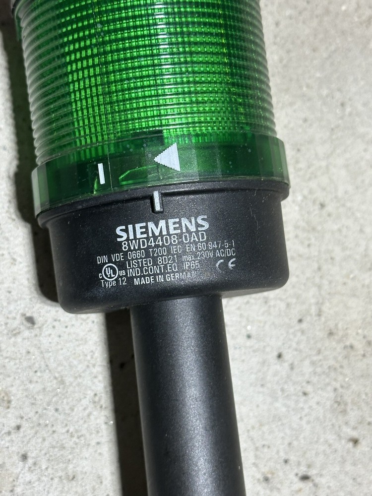 Siemens 8WD4408-OAD Signal Column Green Stack Light W/ Gasket