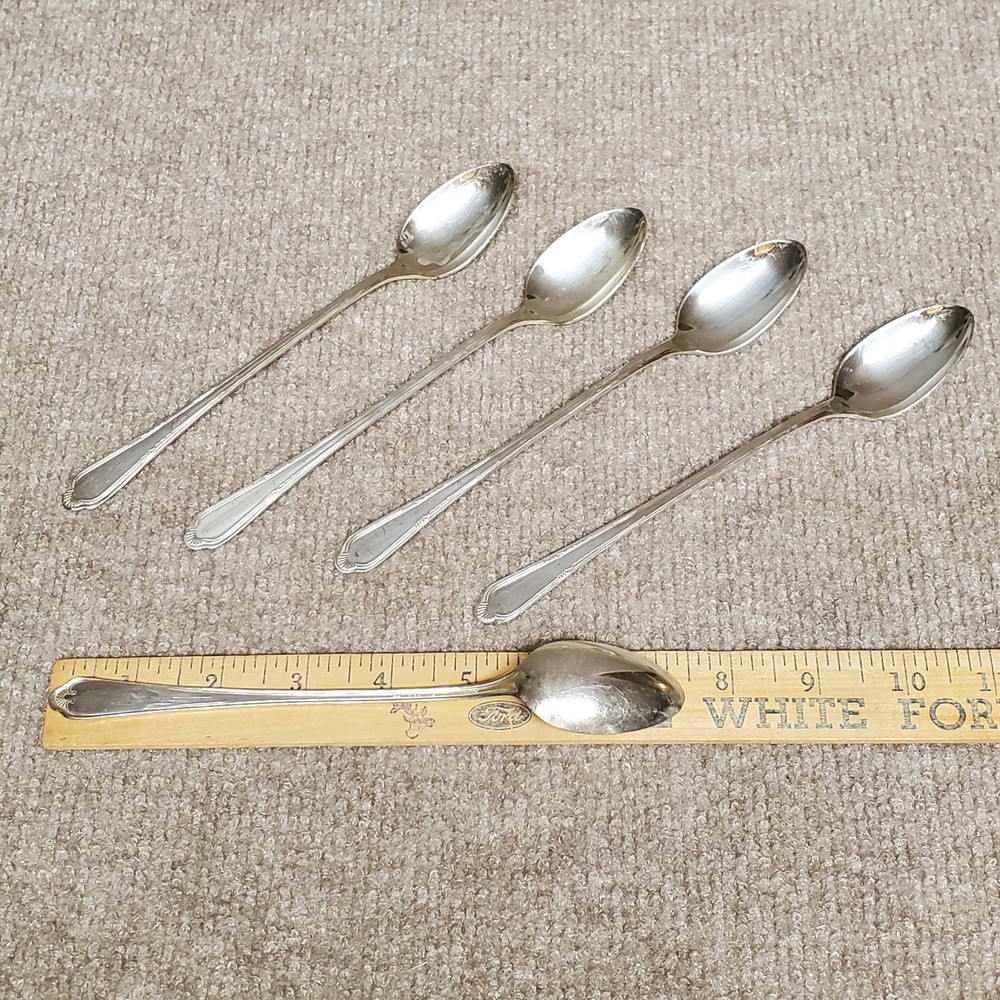 Cunningham Silver Plate Laurel 1934 Silverplate 65 pcs Flatware Silverware