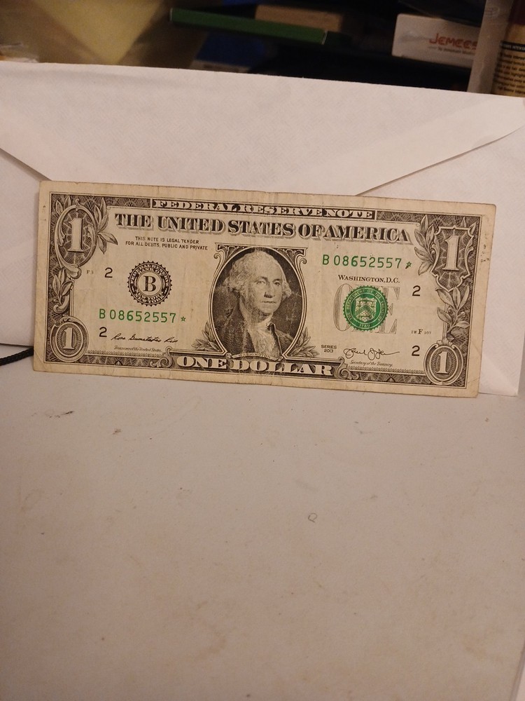 Billete De Dollar Con Estrella