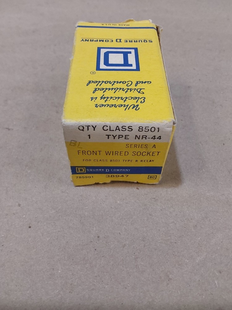 SQUARE D Class 8501, Type NR-44, SERIES A, FRONT WIRED SOCKET