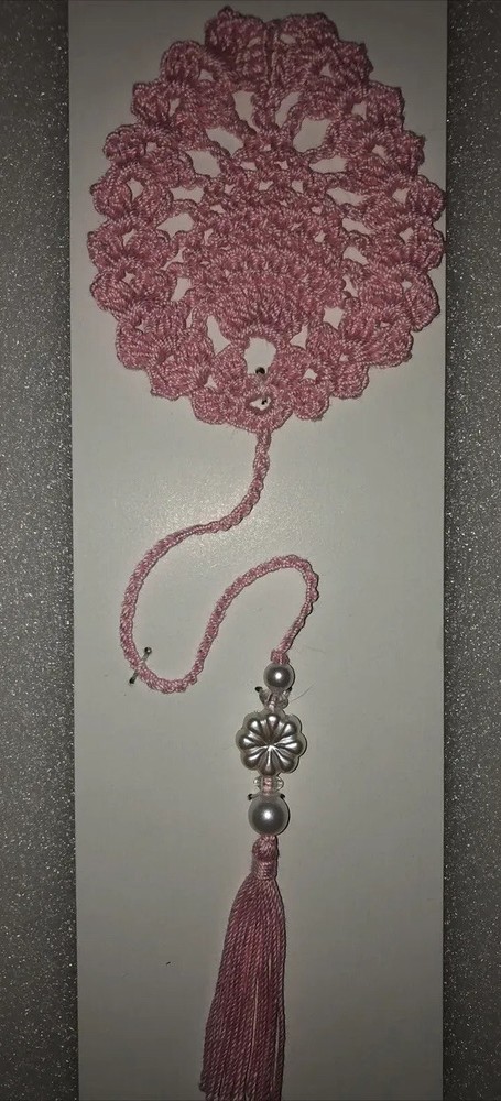 Crocheted Pineapple Bookmark