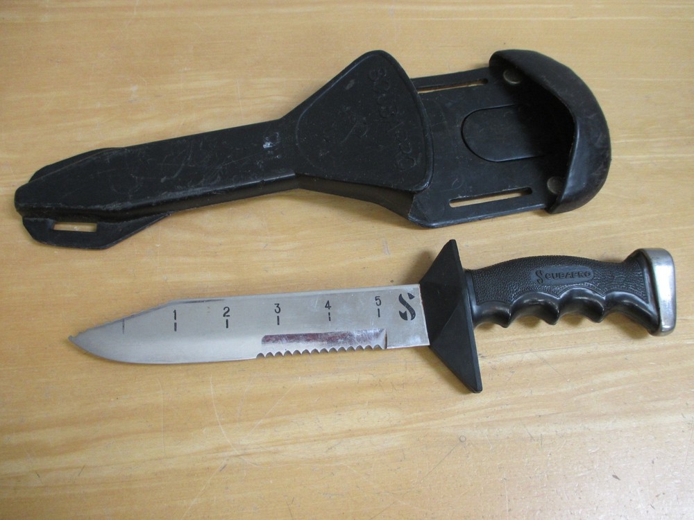 Scuba Pro 7” Blade Dive Knife & Plastic Scabbard