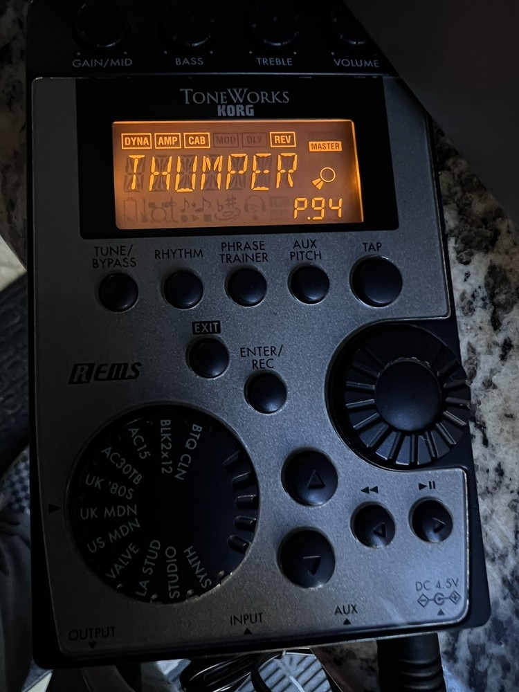 Korg ToneWorks Pandora PX4D Multi-Effect Processor W/Power Supply, READ!