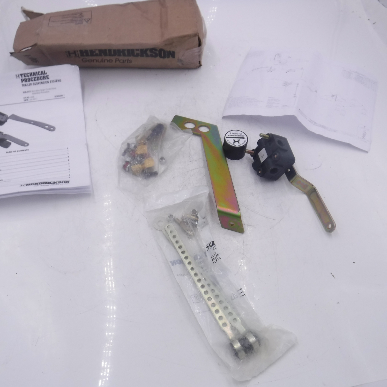 OEM Hendrickson AKH-263-3 Drum Brake Ride Height Control Valve Kit