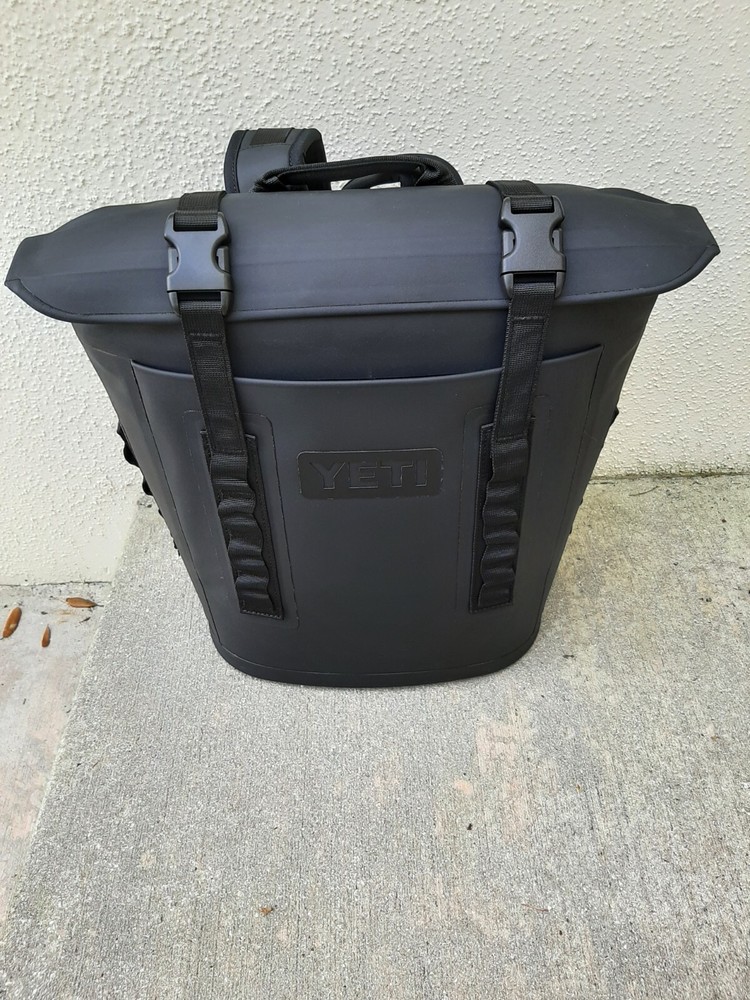 Yeti M12 Backpack Cooler