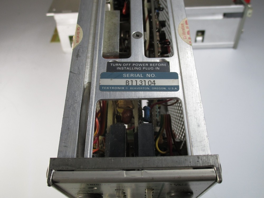 Tektronix 7D11 Digital Delay Plug-in Module - Tested for Power