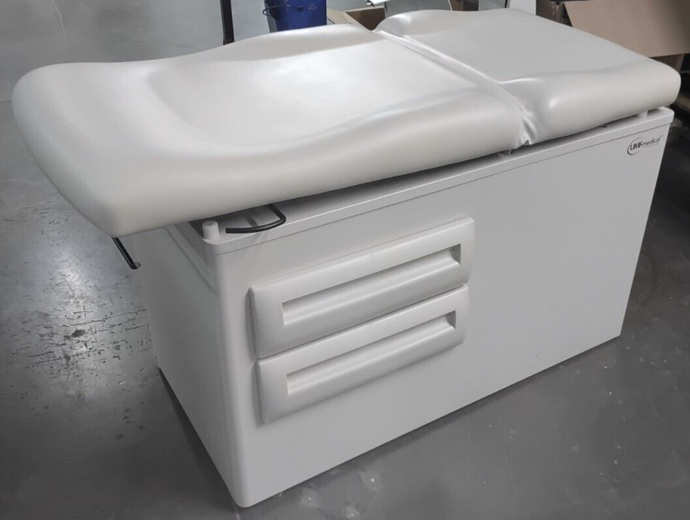 UMF 5240 Manual Exam Table with Four Storage Drawers and Front Step