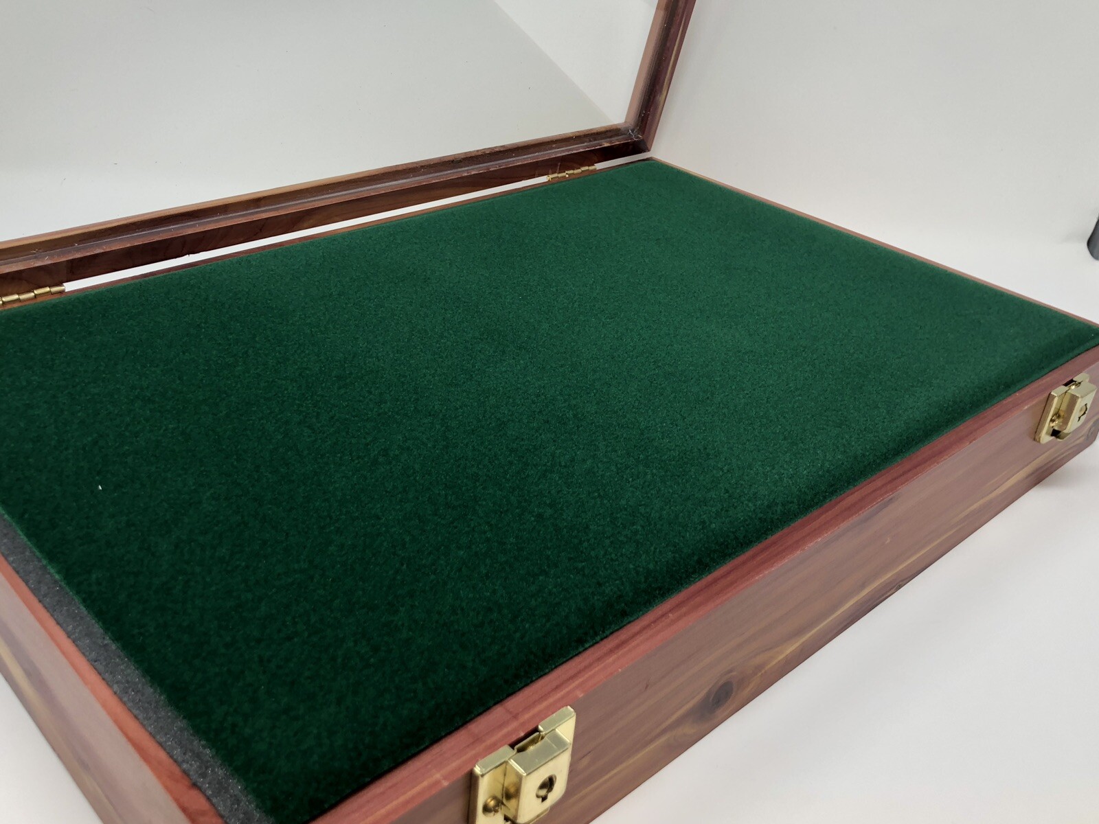 Cedar Wood Display Case 12 x 18 x 3 for Arrowheads Knifes Collectibles & More