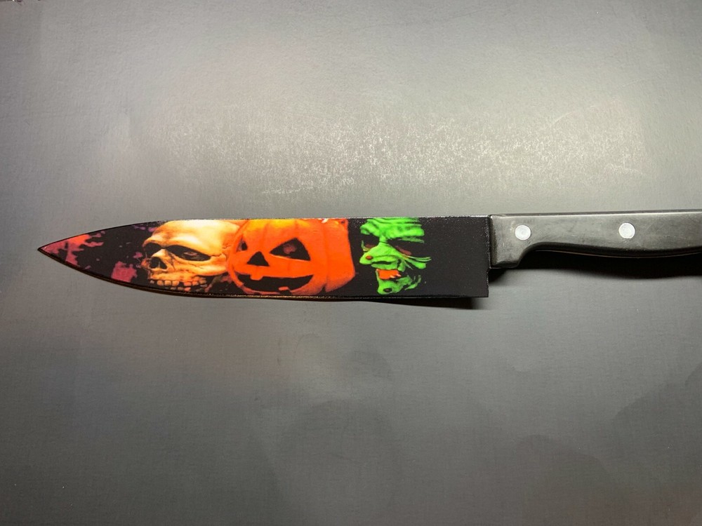 Halloween III Knife With Sublimated Stand