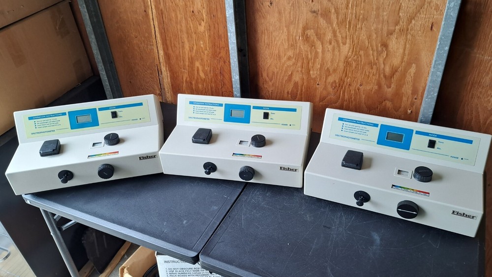 Fisher Science Education SPECTROPHOTOMETER