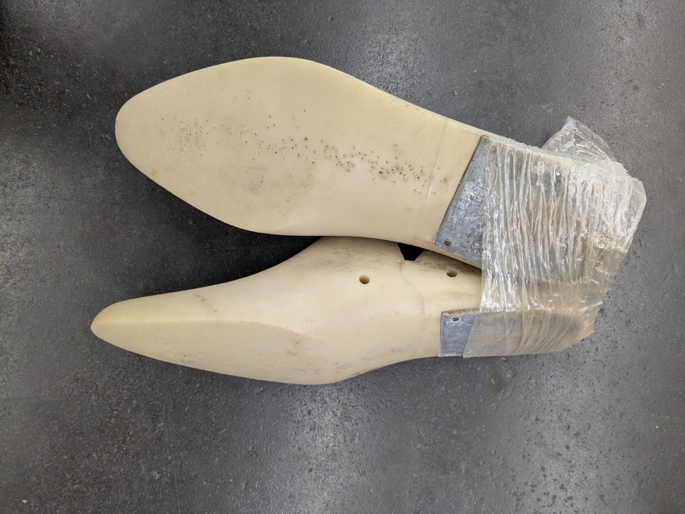 Shoe making Last size 9EEE