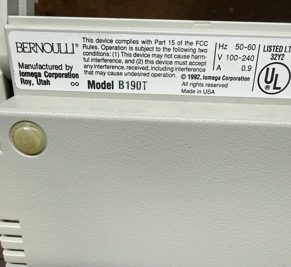 Iomega Bernoulli 90 Pro Drive B190T External SCSI Powers On