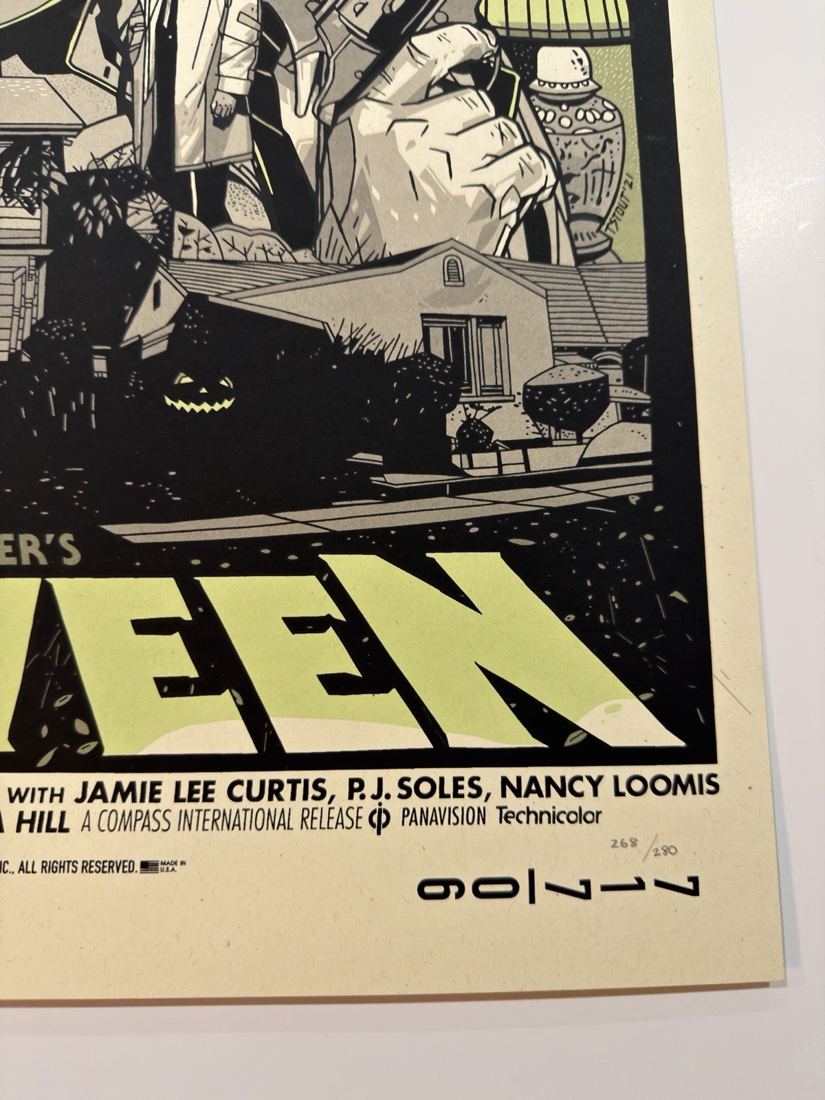 Tyler Stout Halloween Variant Movie Poster Print Glow In The Dark Mondo Artist