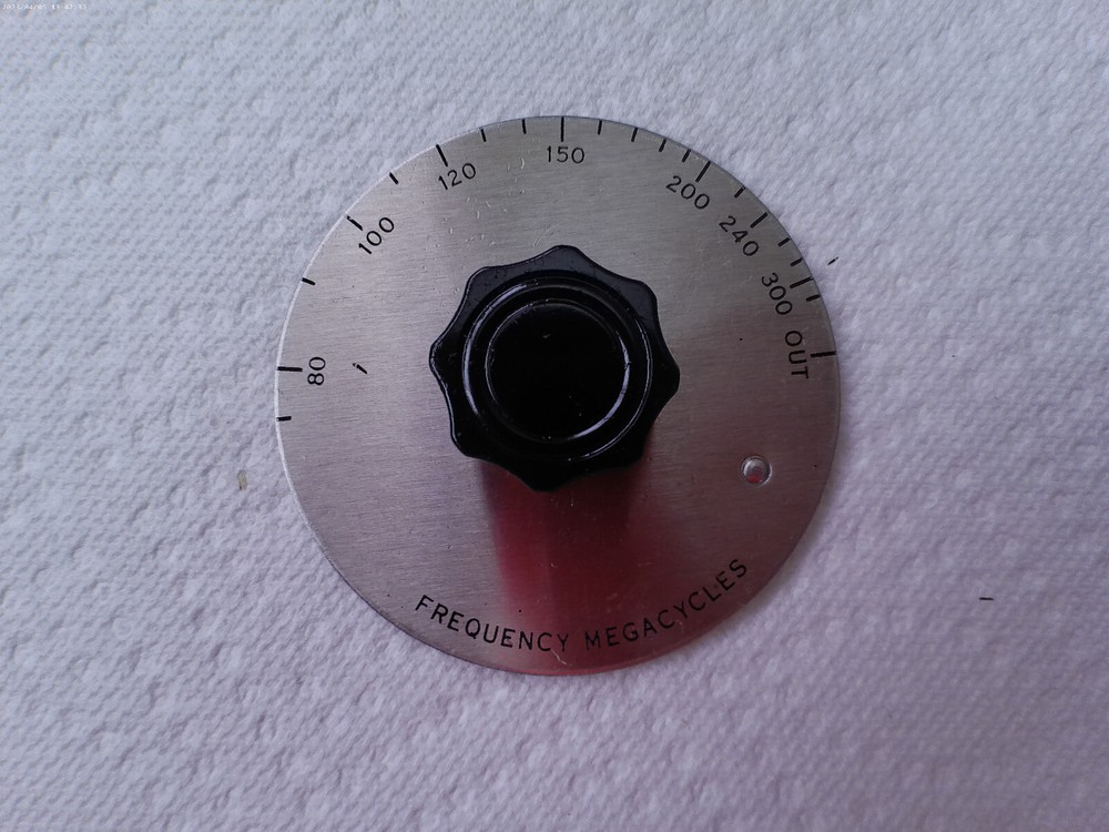 NICE 3" RADIO DIAL (FOR 1/4" SHAFTS)