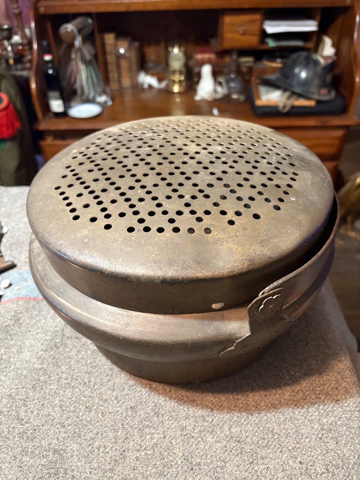 Antique Chinese bronze Hand Warmer w. lid & Handle 11" x 6"