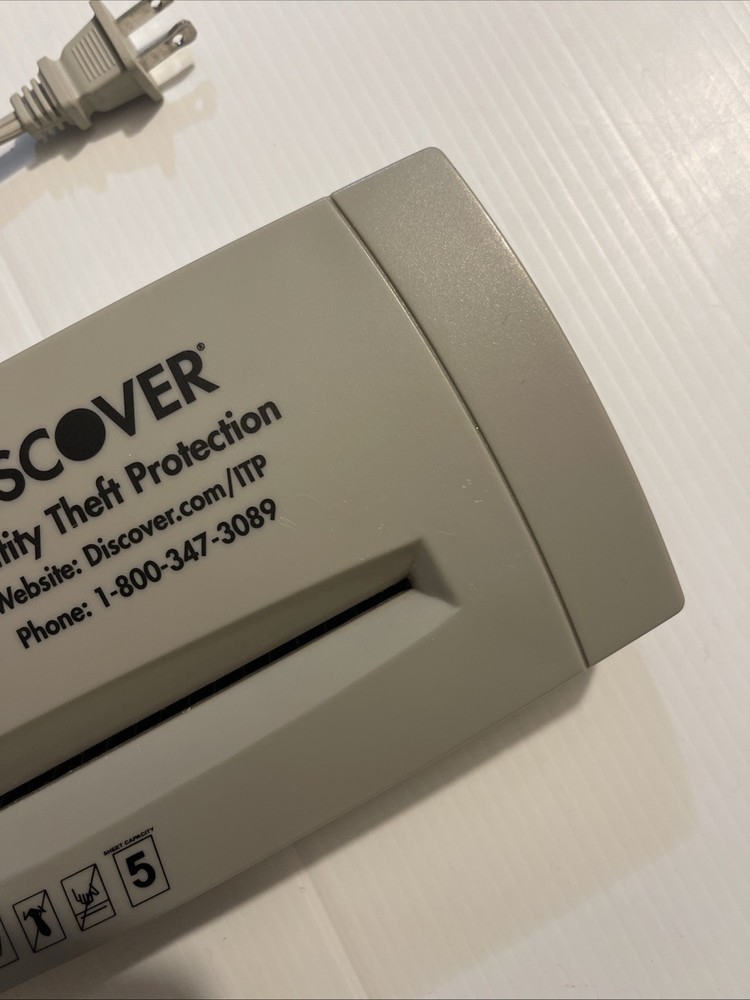 SUNSCOPE Paper Shredder - Strip Cut Gray.