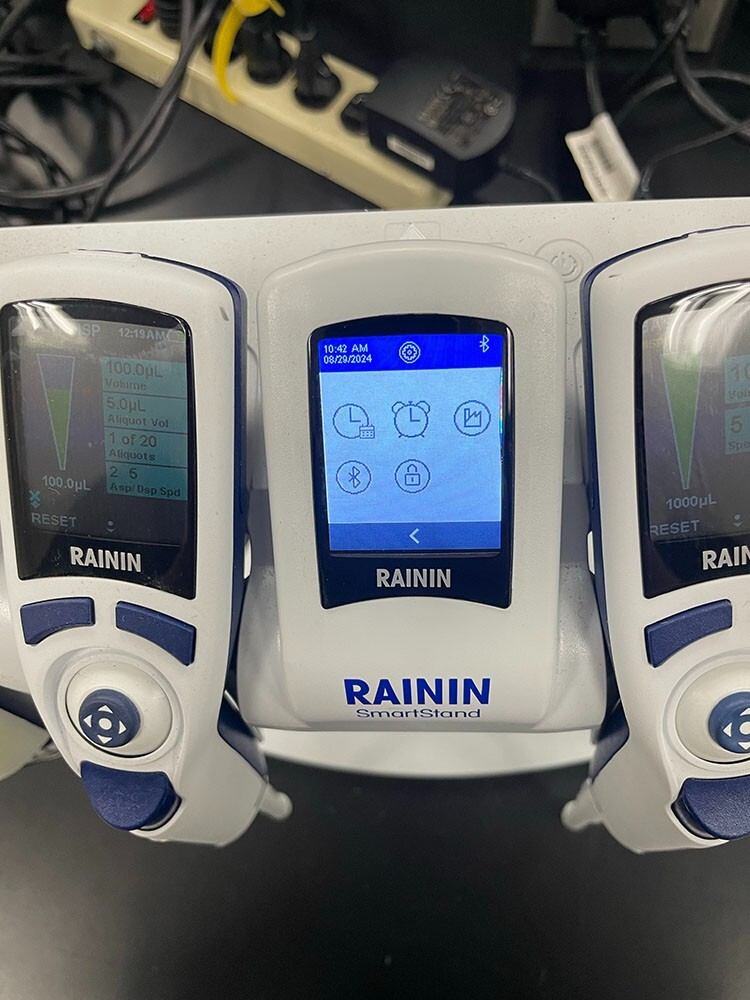 Rainin E4 XLS LTS Electronic Pipette Set with Smart Stand
