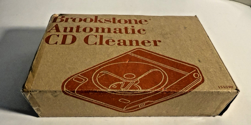 Brookstone Automatic CD Video Game Player Game Cleaner