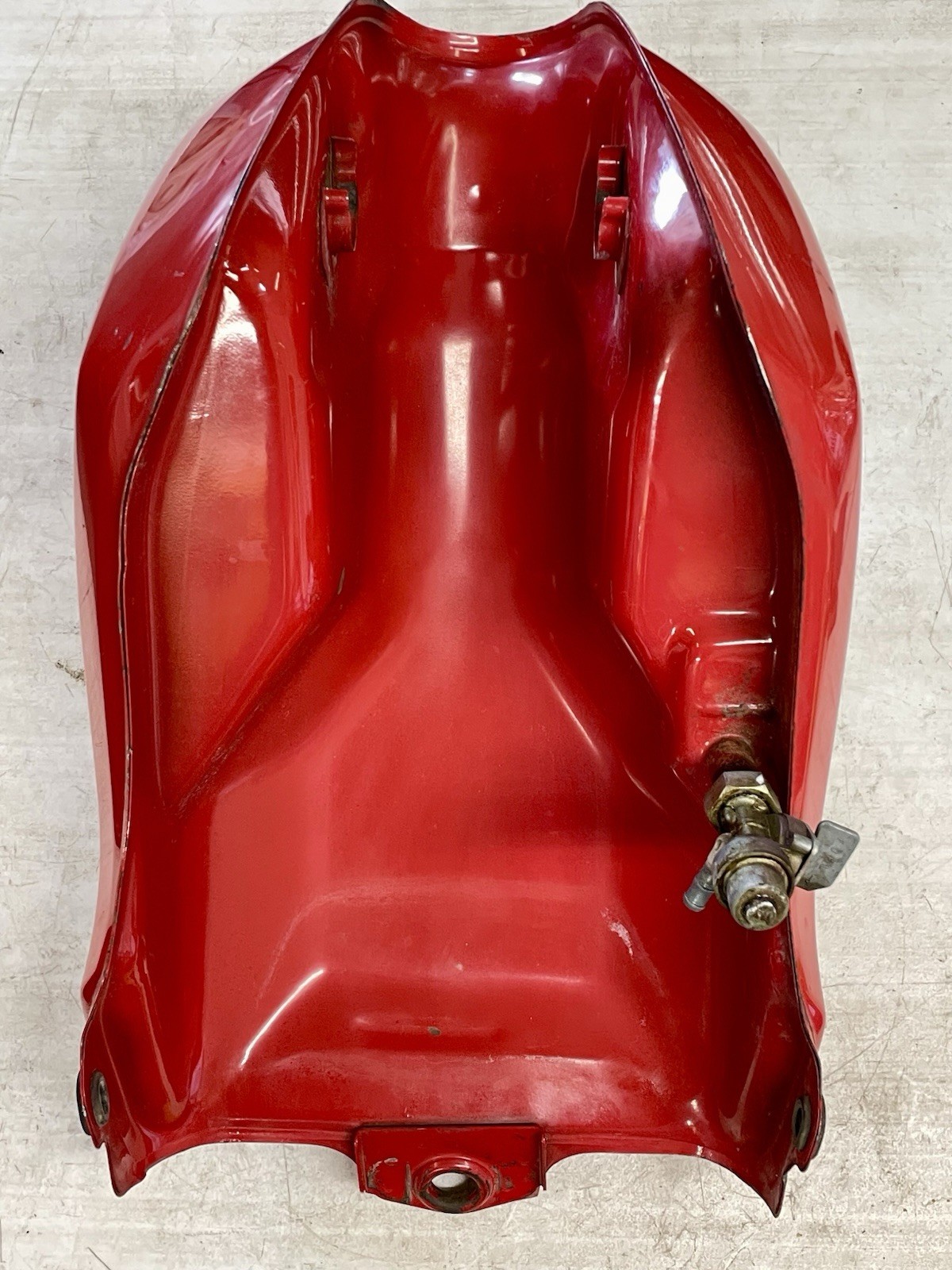 1985-87 Honda ATC 250ES Big Red Gas Fuel Tank OEM W/ KEIHIN Petcock Rust Free