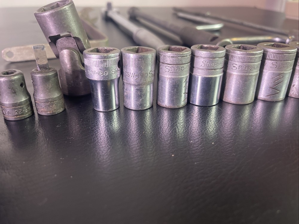 Vintage Snap On Tool Box With Misc. 20 Pc. Socket Tool Set