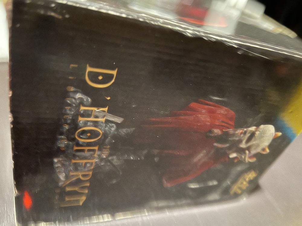 2004 Buffy the Vampire Slayer " The D’hoffryn" by Diamond Select Bust