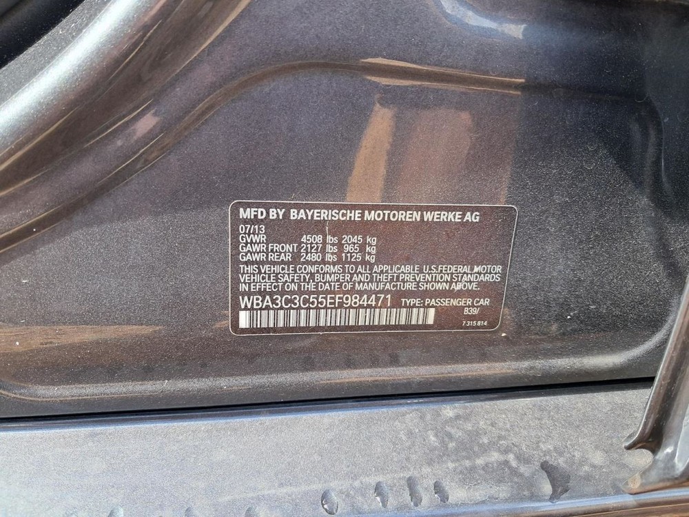 320I 2014 Glove Box 4816732