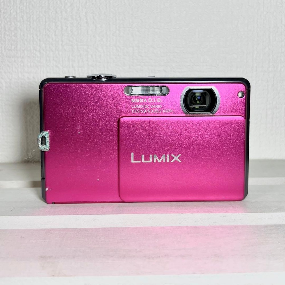 Panasonic Camera DMC FP1 Compact Digital Camera with LCD Display