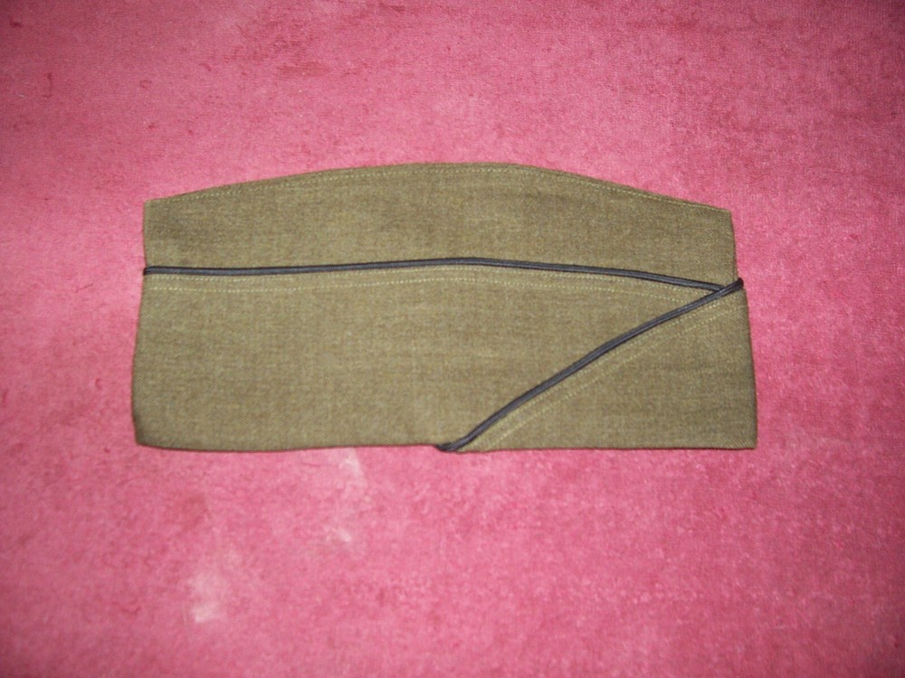 WW II BROWN WOOL CHAPLAIN GARRISON  HAT W/ BLACK PIPING