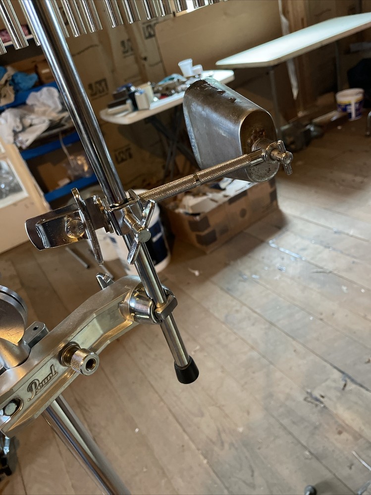 Pearl 32 Chimes, Cow Bell, Bracket Percussion