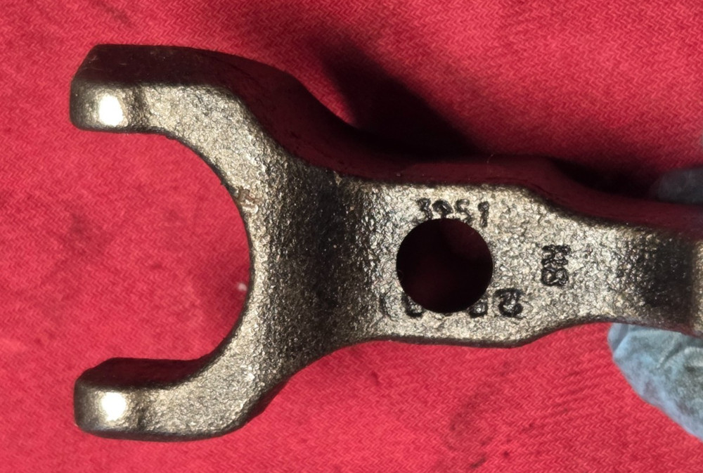 FUEL INJECTION HOLD DOWN 3151