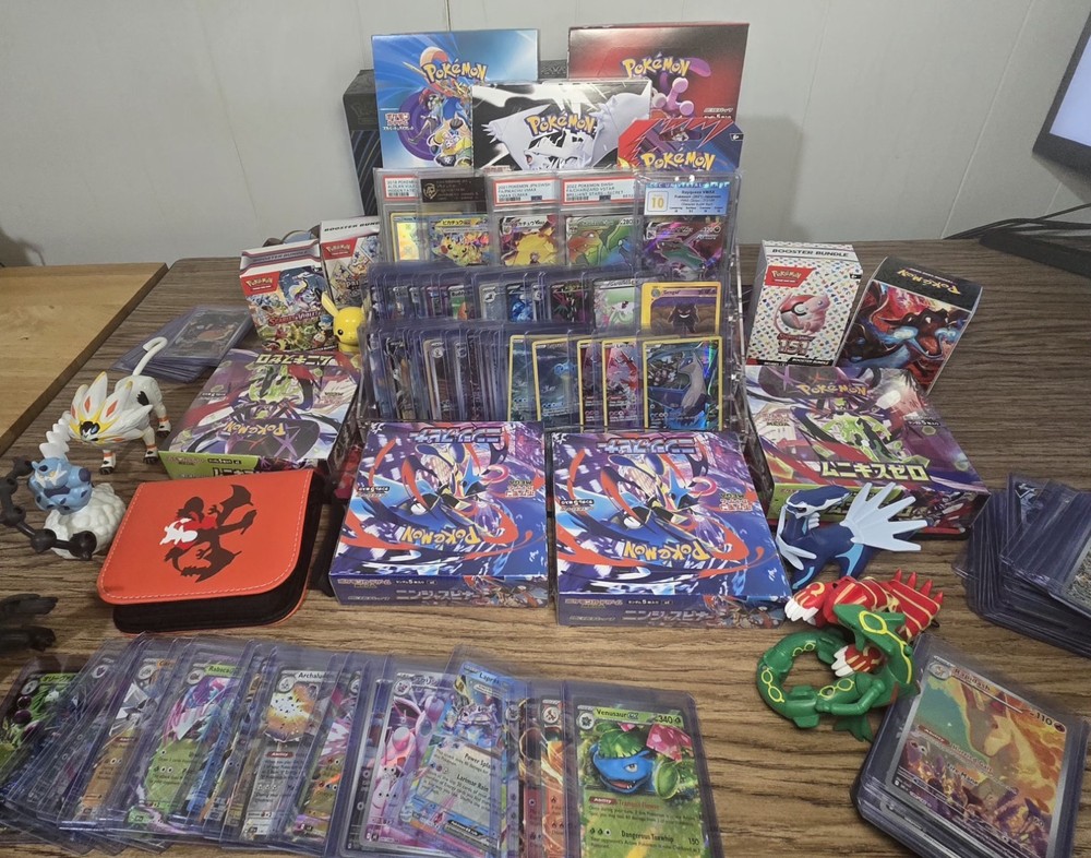 Pokemon Mystery Box  . Read Desc.