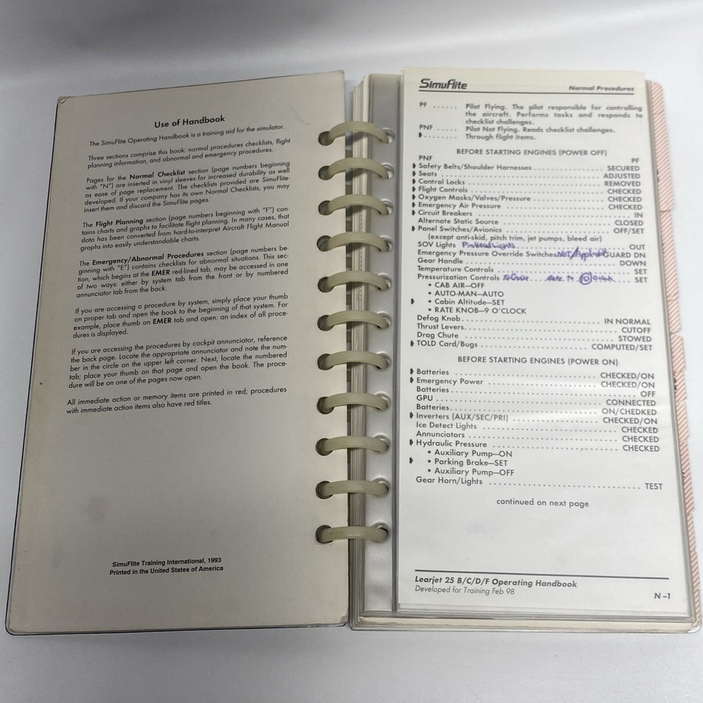 LearJet 24 Operating Handbook SimuFlite