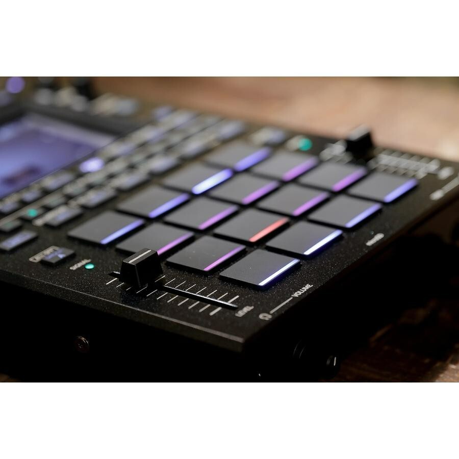 KORG KAOSS Replay Dynamic Effect / Sampler All-in-One DJ Performance
