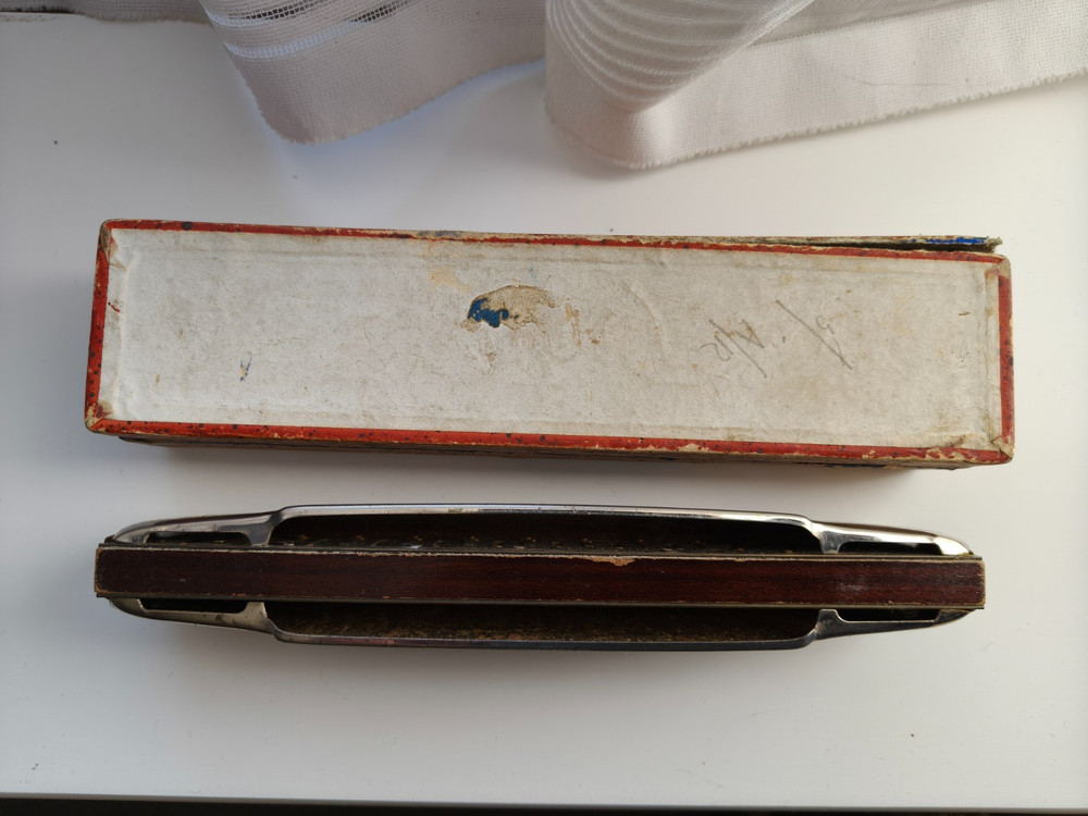 Vintage harmonica Hohner Echo-Luxe enamelled C