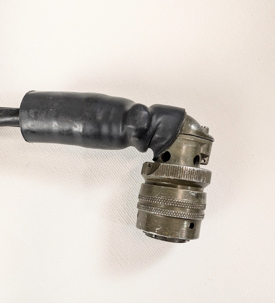 SureFire HellFighter UH-01D Light Cable Kit with Hand Grip Switch