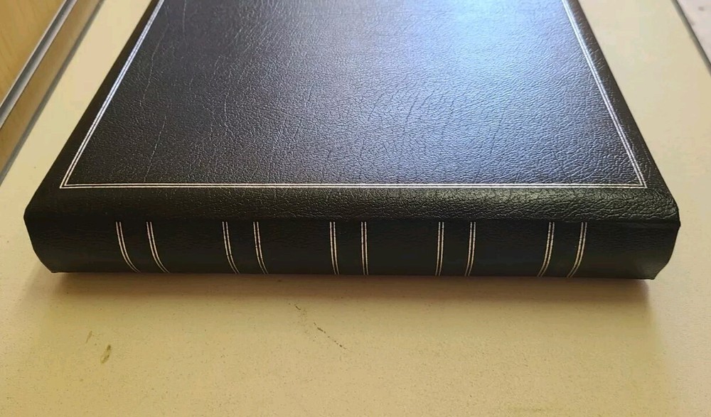 CD/DVD Storage Binder Set, Black w/ 10 Sleeves