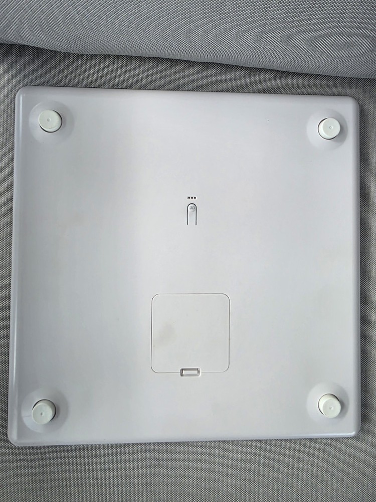 Withings Digital Bathroom Scale White Digital Display Battery Powered